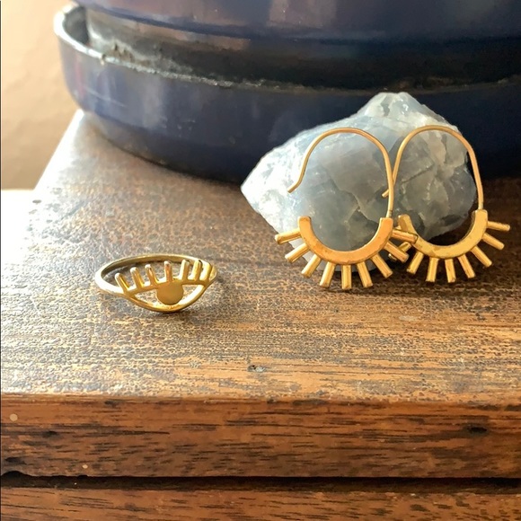 Madewell Jewelry - madewell succulent earrings and looker ring